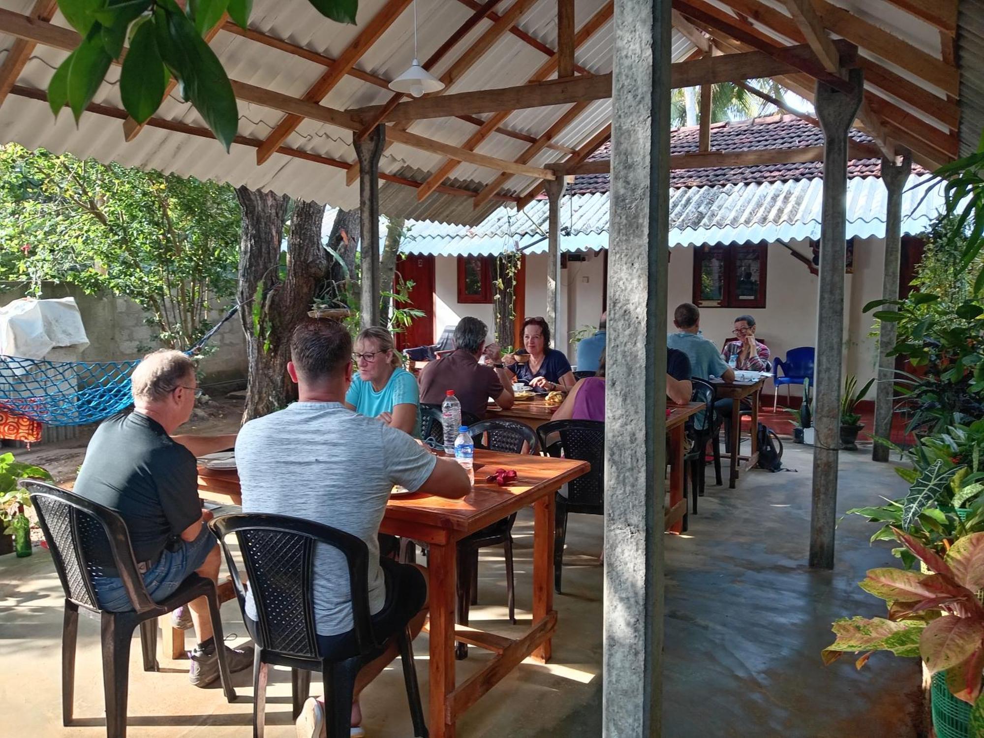Lake House Homestay Anuradhapura Kültér fotó