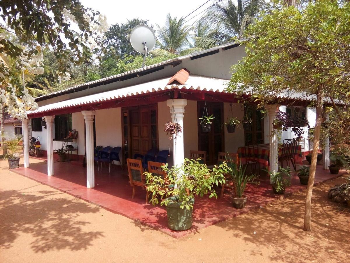 Lake House Homestay Anuradhapura Kültér fotó