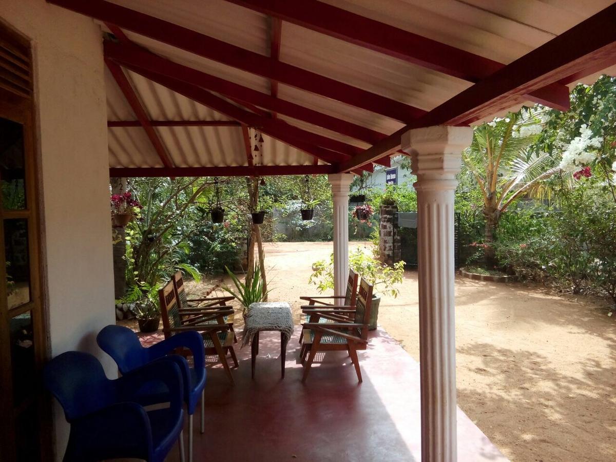 Lake House Homestay Anuradhapura Kültér fotó