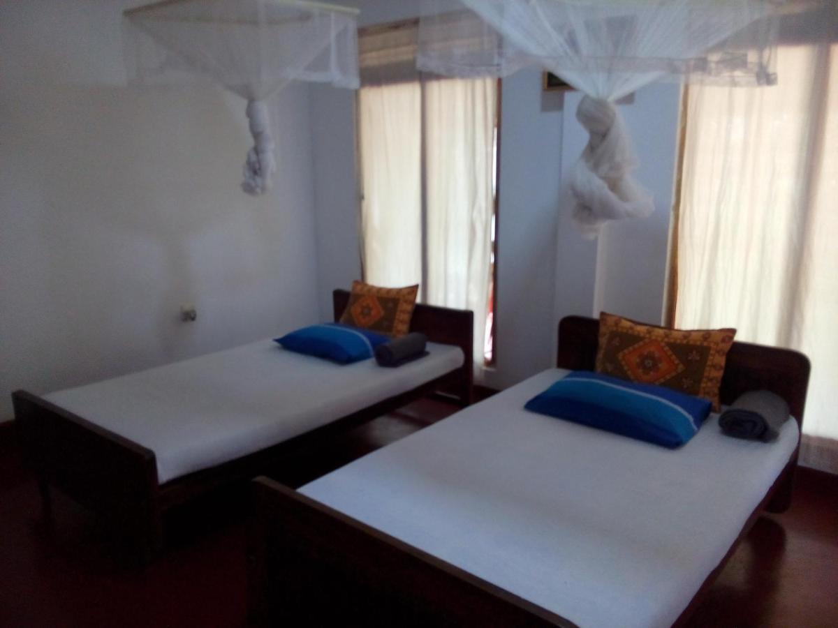 Lake House Homestay Anuradhapura Kültér fotó